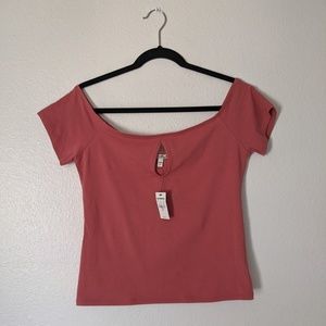 🆕Crop Top Cute Off Shoulder Express NWT Large